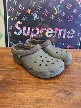 Crocs Clog Shoes Unisex Brown/ w Brown Lining Men Size 11
